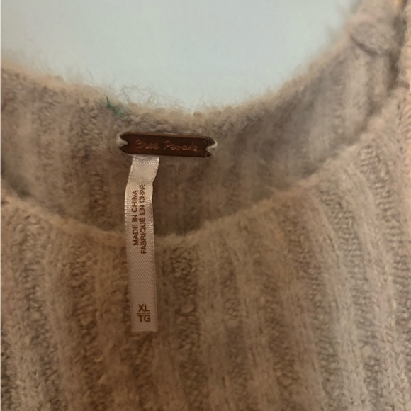 Free People Beige Ribbed Knit Puff Sleeve Crop Sweater Women’s XL - Picture 6 of 7